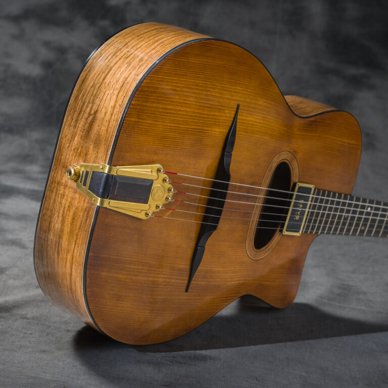 Guitare Manouche